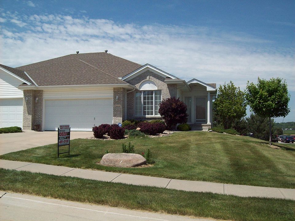 2818 Eagle Hills Cir, Papillion, NE 68133 Zillow