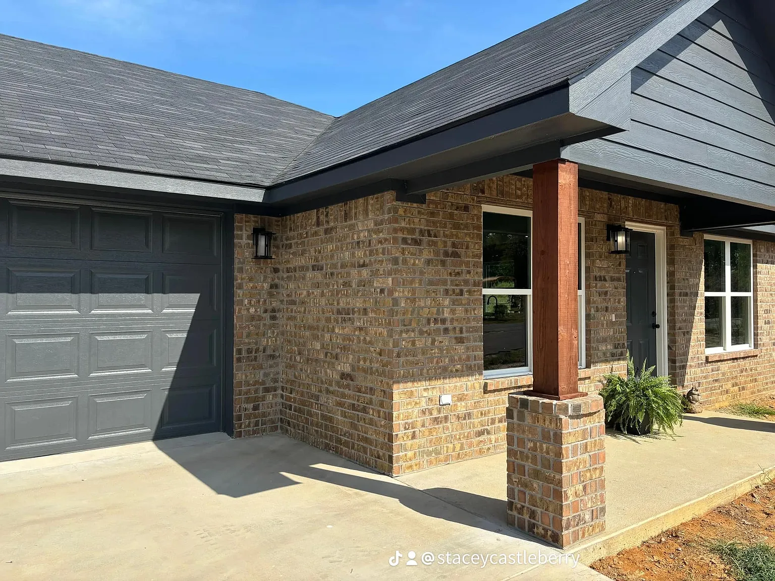 3 bed, 1610 sqft, $1,700 — Photo 4