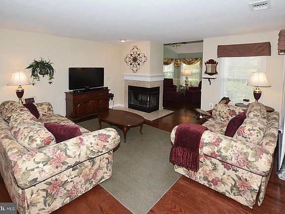 3rd image of 5628 Willoughby Newton Dr Unit 17