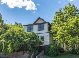 422 E 11th St, Duluth, MN 55805