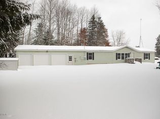 18720 Stonehouse Rd, Hersey, MI 49639