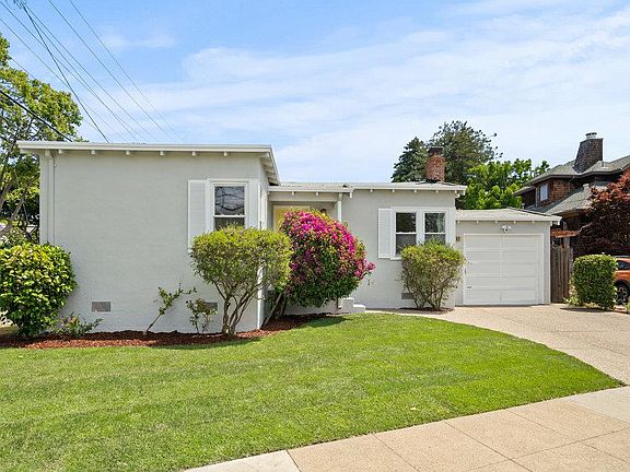 3rd image of 752 Laurel Ave