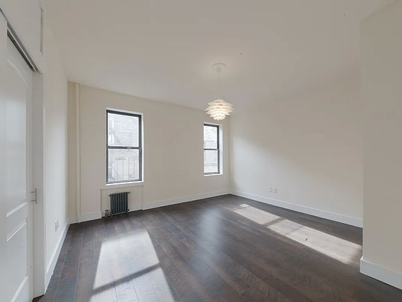 5th image of 502 W 152nd St APT 46