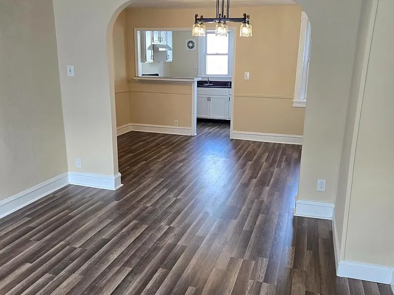 7129 Seaford Rd — Photo 12