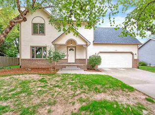 124 E Oak Meadows Rd, Derby, KS 67037