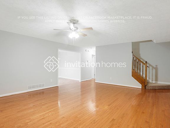 3rd image of 75 Oak Landing Ct