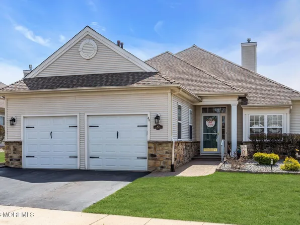 45 Milton Drive, Manchester, NJ 08759