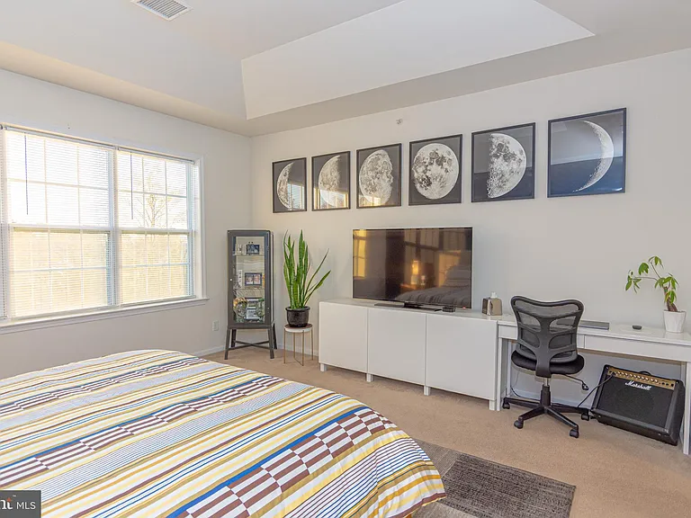 832 Timberlake Dr — Photo 16