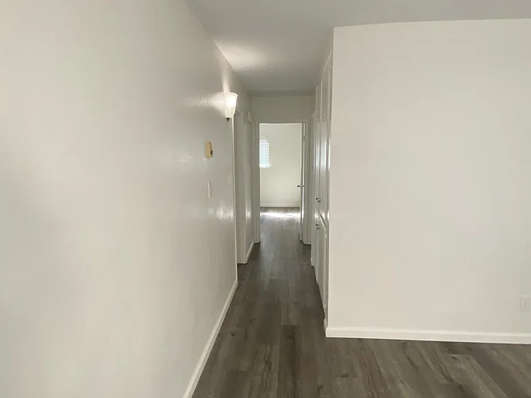 635 Emory St #6 — Photo 10