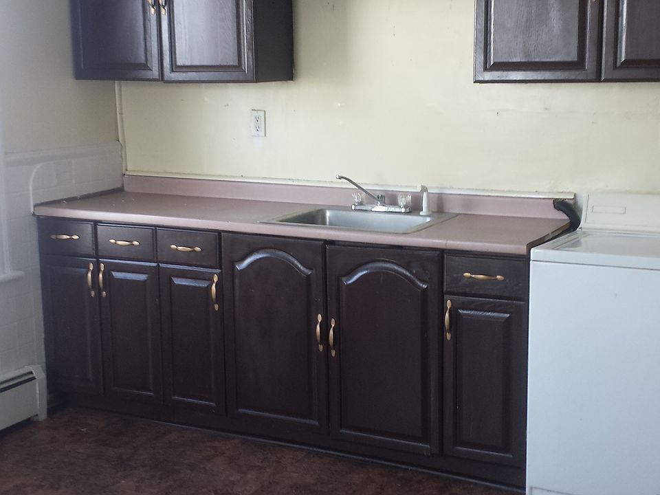 2nd image of 45 Mead Street # Fl 2nd