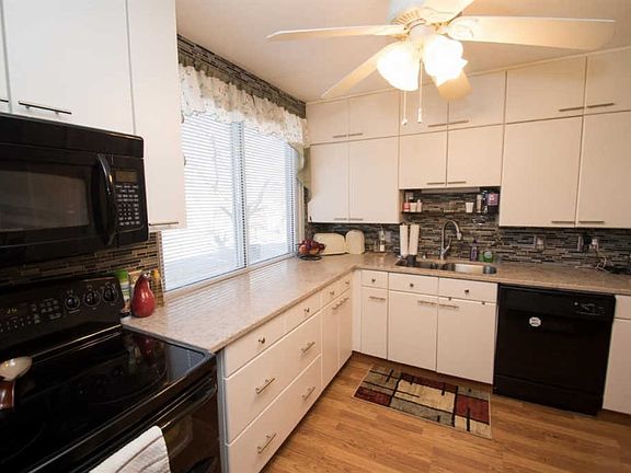 3rd image of 65 Burley Cir