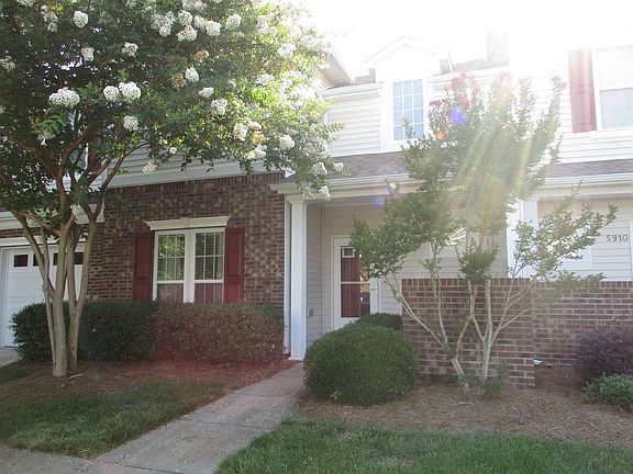2nd image of 5908 Hollow Wood Ct