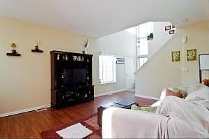 2nd image of 869 Mesa Dr