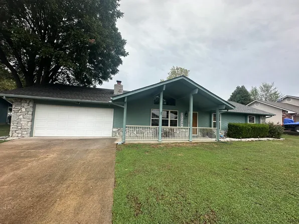 1417 Orchard Dr, Grove, OK 74344