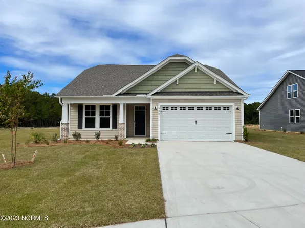 606 Edgeside Drive SE, Bolivia, NC 28422