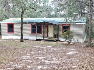 3365 Lakeshore Dr, Chipley, FL 32428