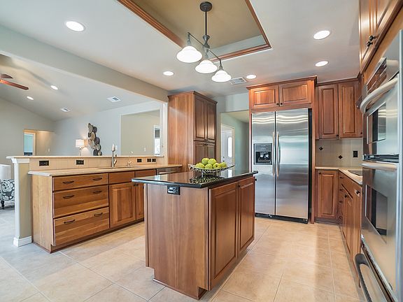 5th image of 10509 Ronwood Dr