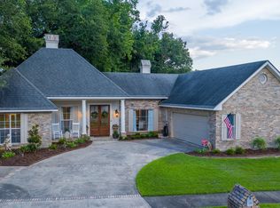 130 Claremont Cir, Lafayette, LA 70508