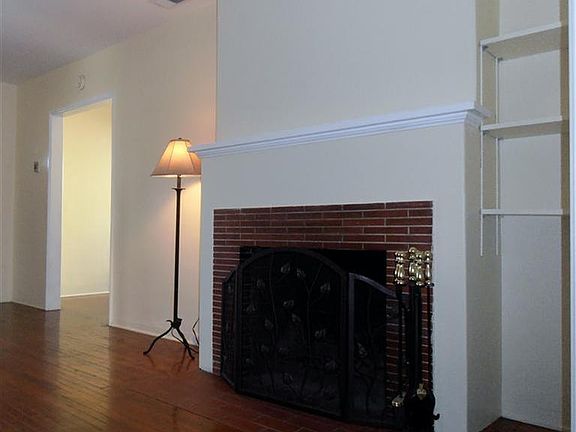 4th image of 3728 Arboleda St