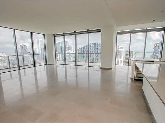 3rd image of 88 SW 7th St #4111RT