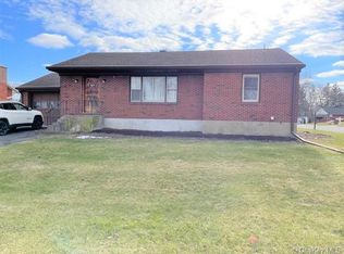 6 Franklin Ave, New Windsor, NY 12553