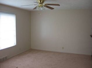 155 Pershing Rd, Fremont, NE 68025