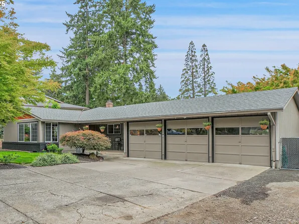 4046 SE Hager Ln, Milwaukie, OR 97267