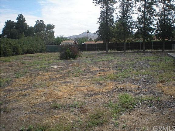 4th image of 31080 Orange Ave