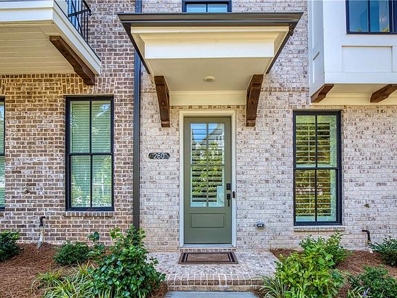 4th image of 260 Briscoe Way