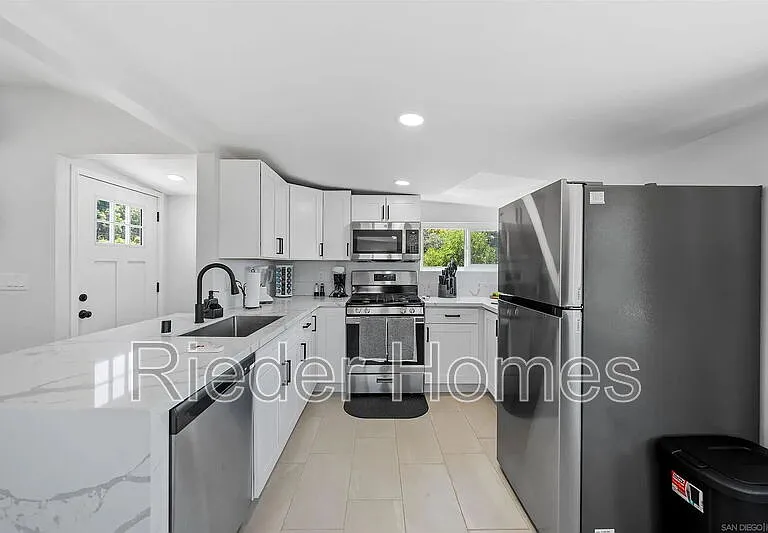 1730 Vista Del Valle Blvd #2 — Photo 37
