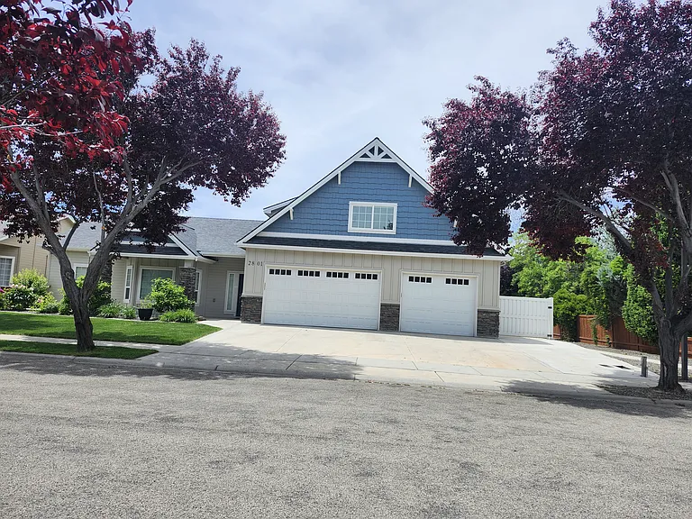 2801 S Tagish Way — Photo 1