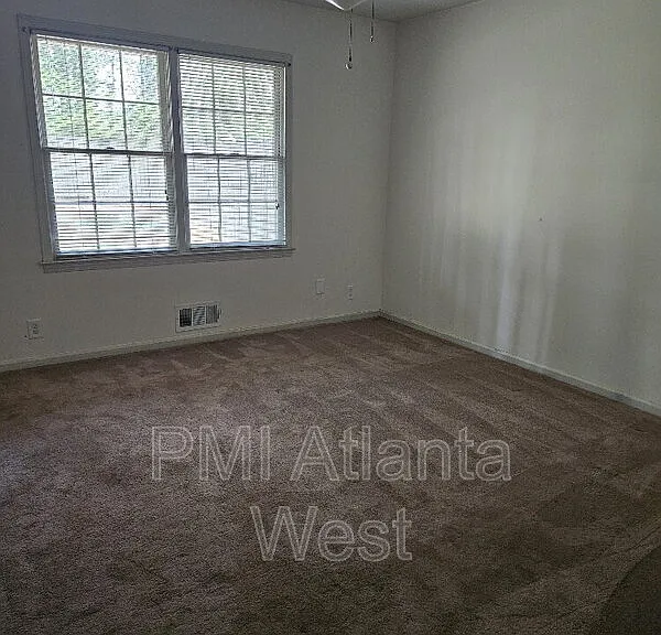 4757 Fellswood Dr — Photo 13