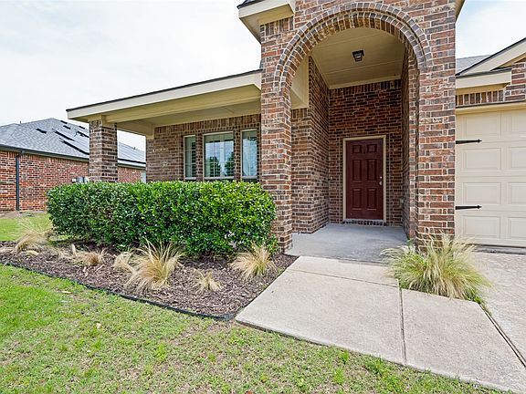 4th image of 1097 Luton Dr