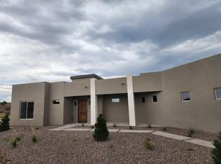 10 Basketweaver Ct, Placitas, NM 87043