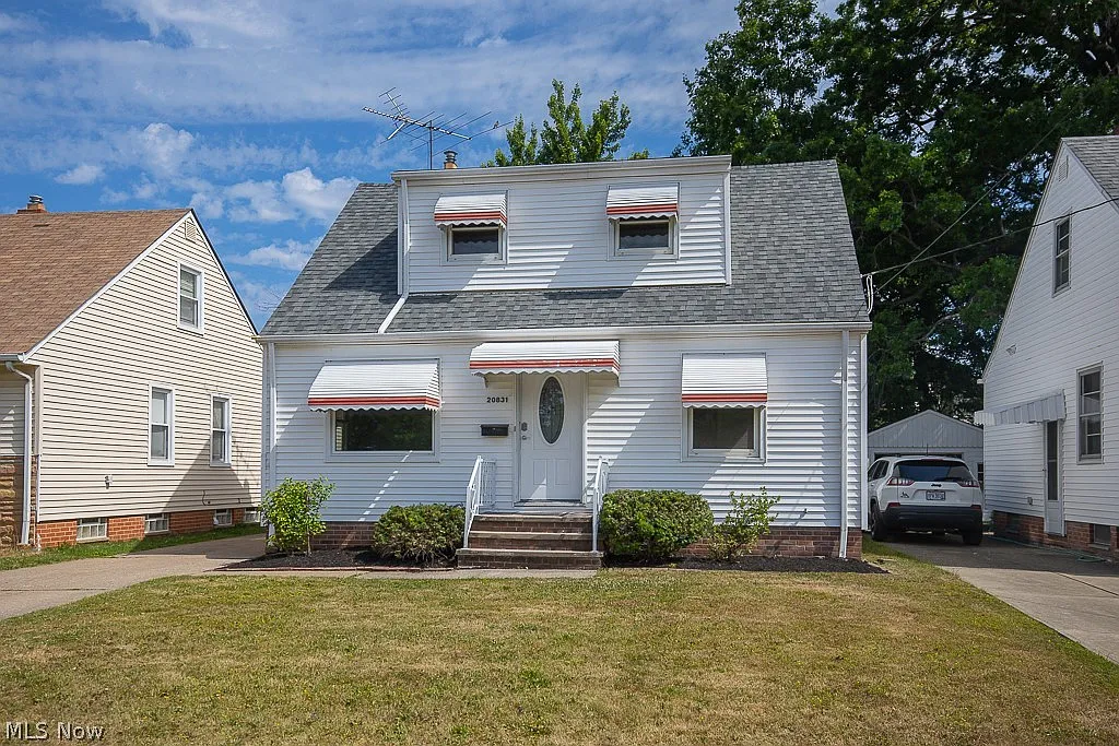 20831 Wilmore Ave photo 1