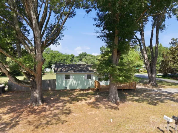 400 Olin Dr, Waxhaw, NC 28173