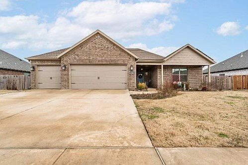 1st image of 2352 Stonemill Dr