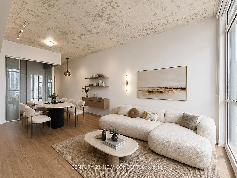 210 Simcoe St #1909 — Photo 1