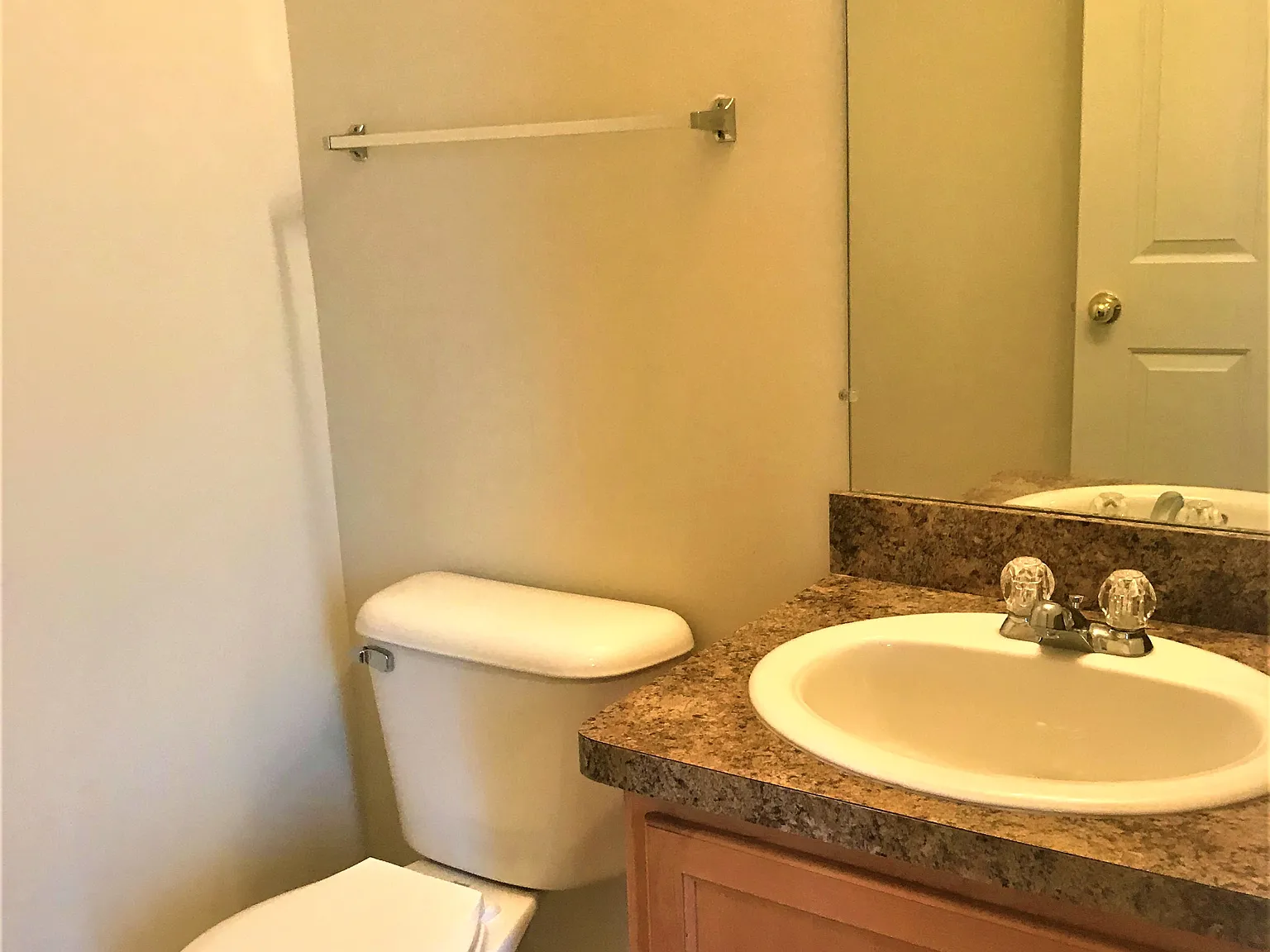 Cloverly Village — Photo 4