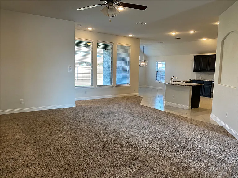 282 Hilltop Dr — Photo 8