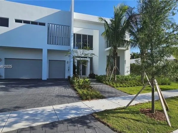 16644 Botaniko Dr N, Fort Lauderdale, FL 33326