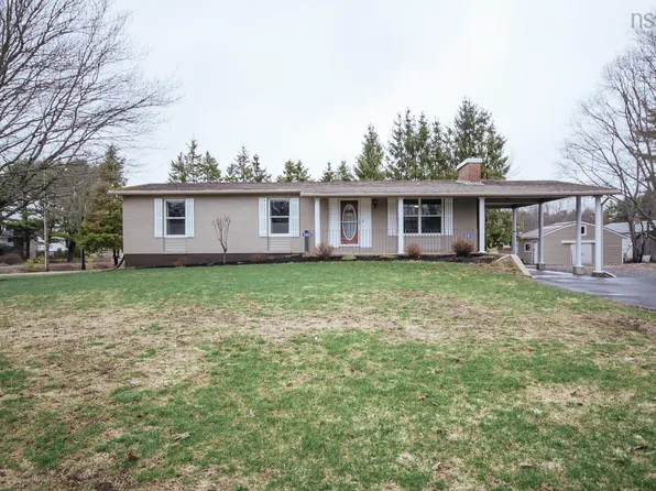 2810 Pinecrest Dr, Coldbrook, NS B4R 1B3