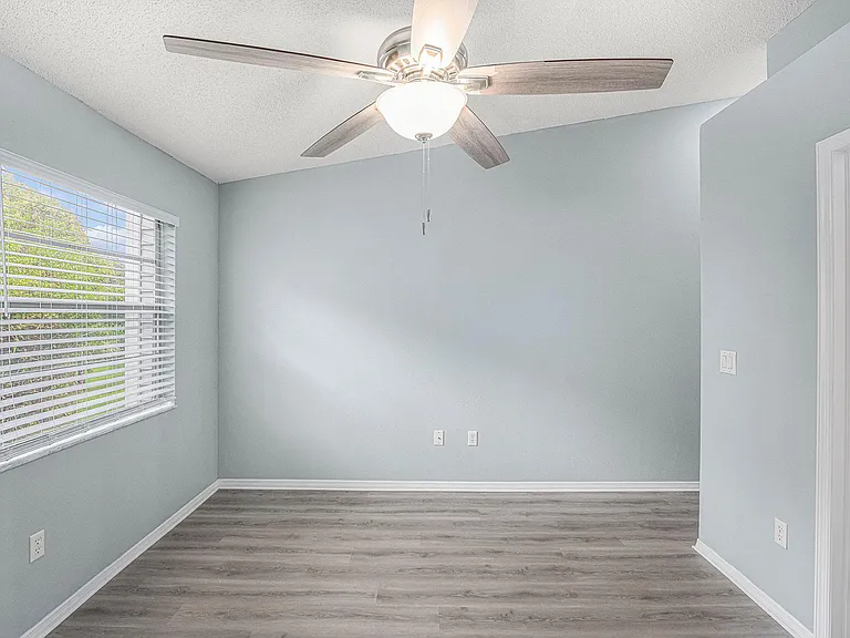 2183 Fox Chase Blvd — Photo 9