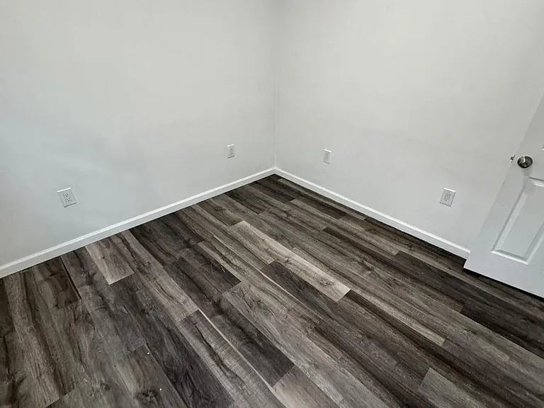 152 Market St #1 — Photo 7