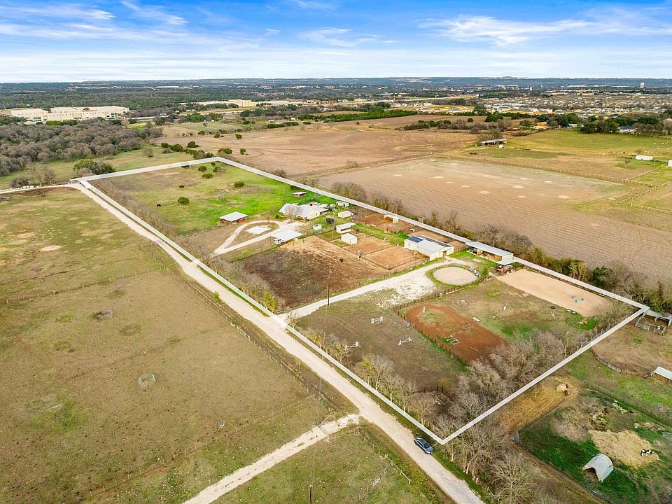 1st image of 2700 Auction Barn Rd