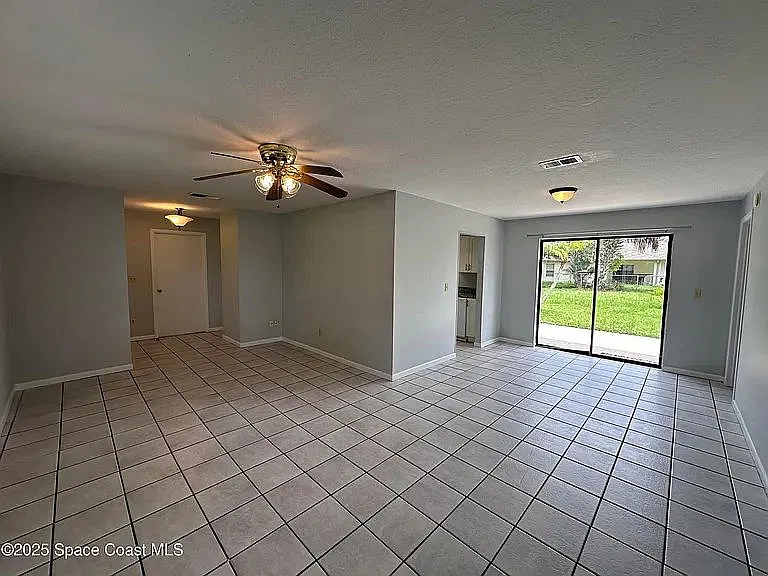 3 bed, 1492 sqft, $1,950 — Photo 4