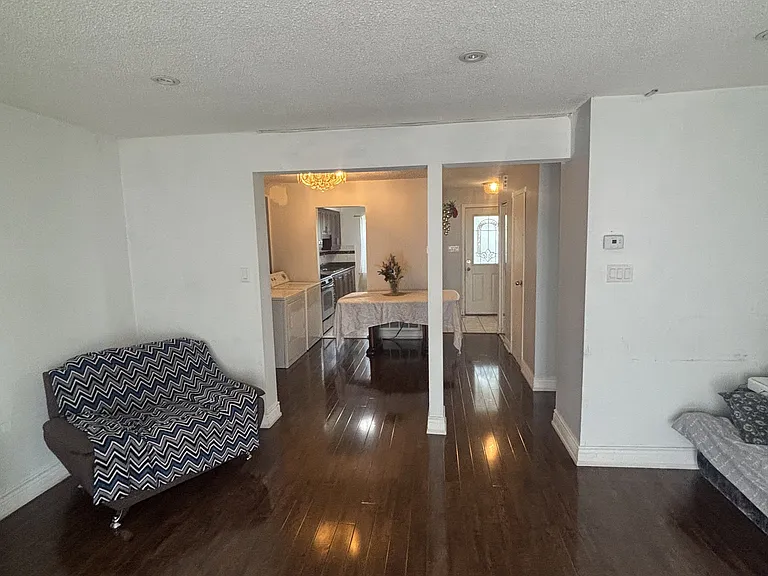 29 Horseley Hill Dr — Photo 16