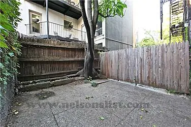 Rented by R New York