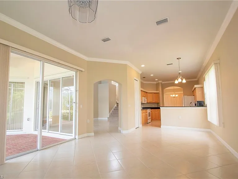 3327 Sandpiper Way — Photo 4