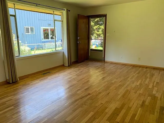 3607 S Dawson St — Photo 2